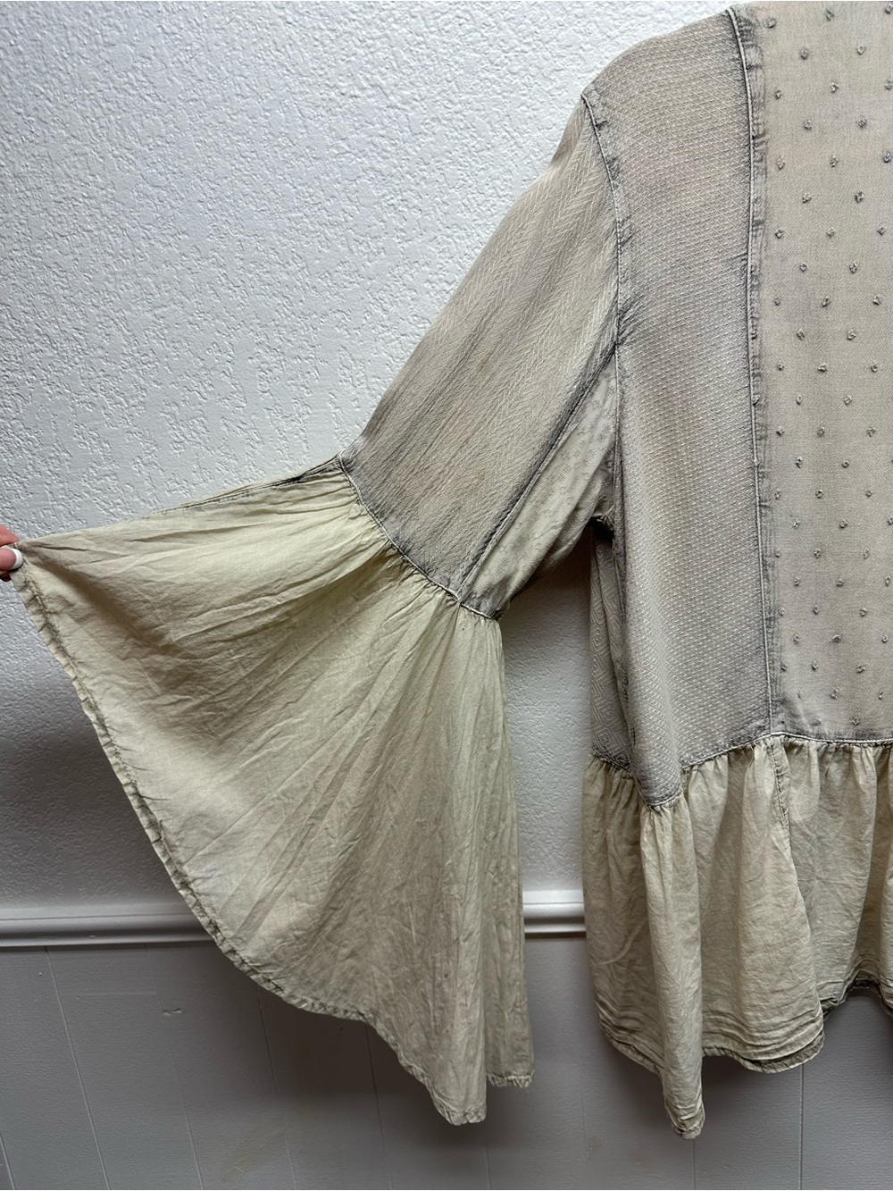 K167 Young Threads Boho Patchwork Shrug/Kimono Flared Sleeves Taupe/Latte’ NWT - Picture 7 of 12